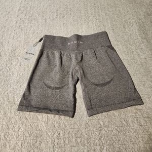 NVGTN biker shorts NWT